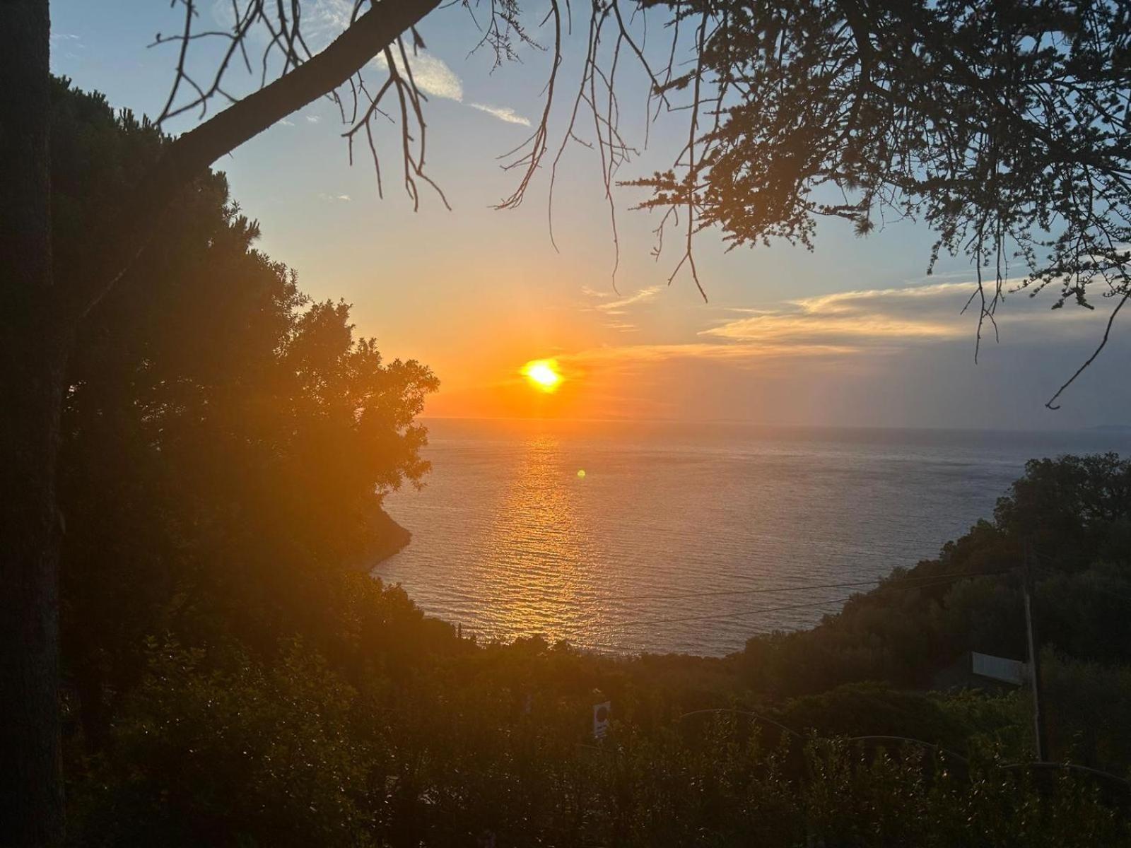 Villa Velta Sea Sunset 포르투산투스테파노 외부 사진